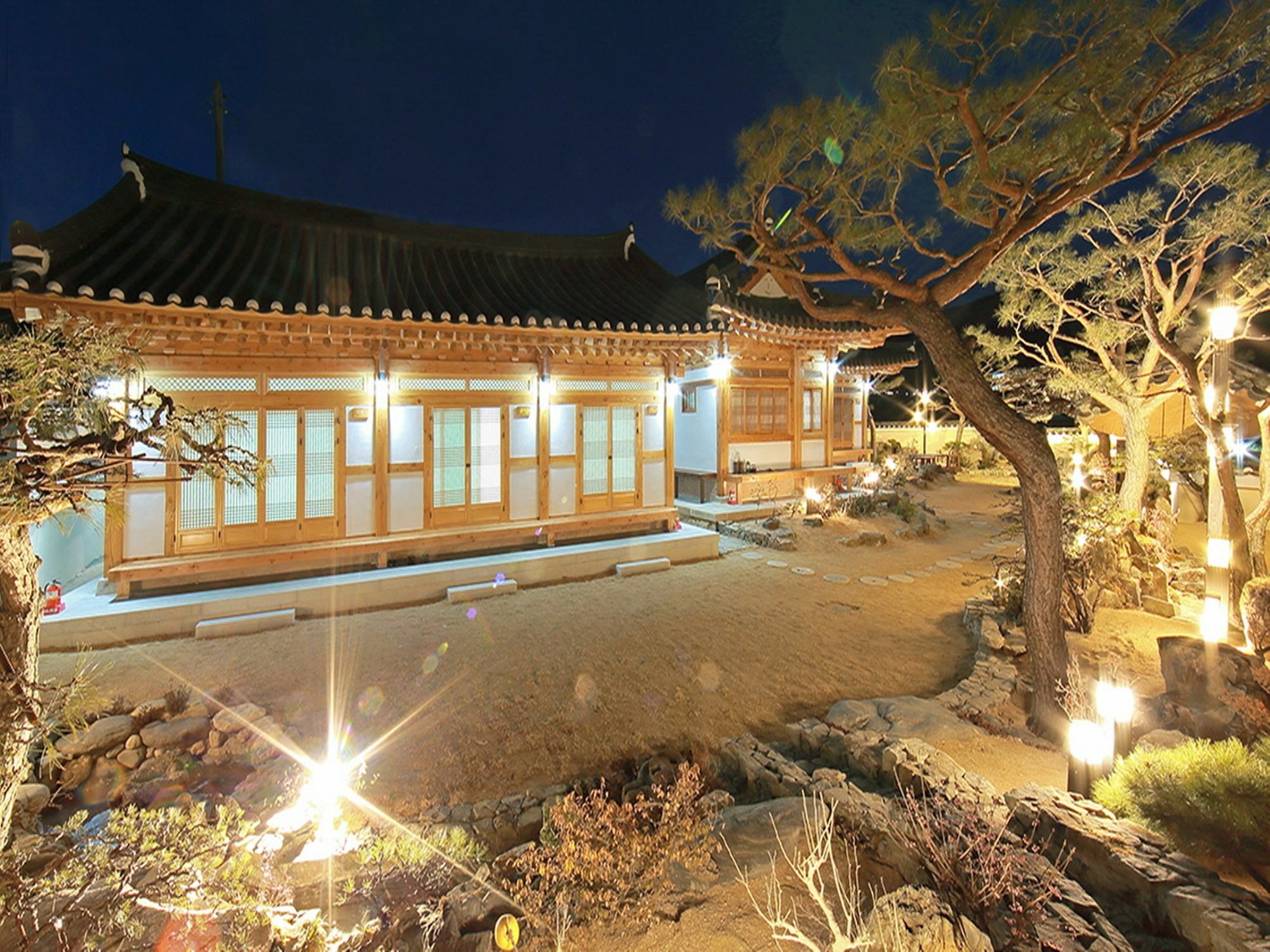 Cheonggong Hanok Stay Gyeongju Exterior foto